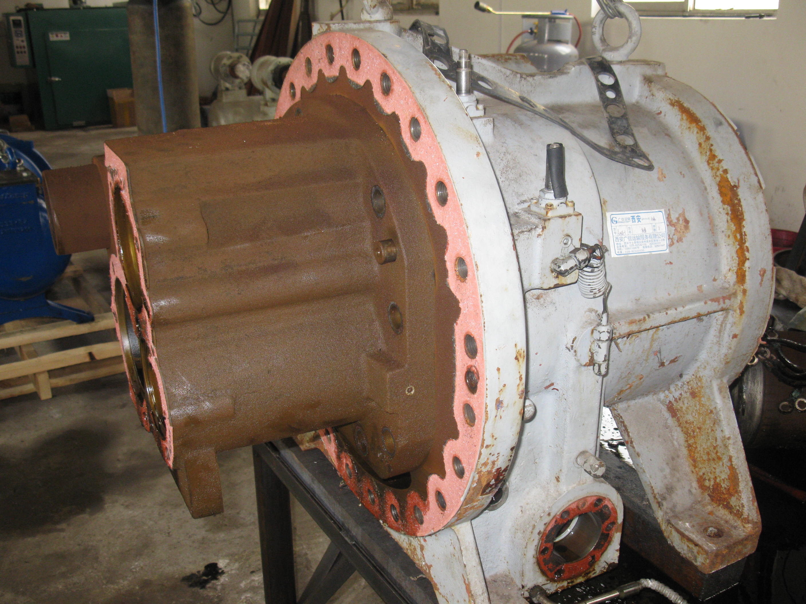 复盛压缩机进水维修（电机绝缘处理）