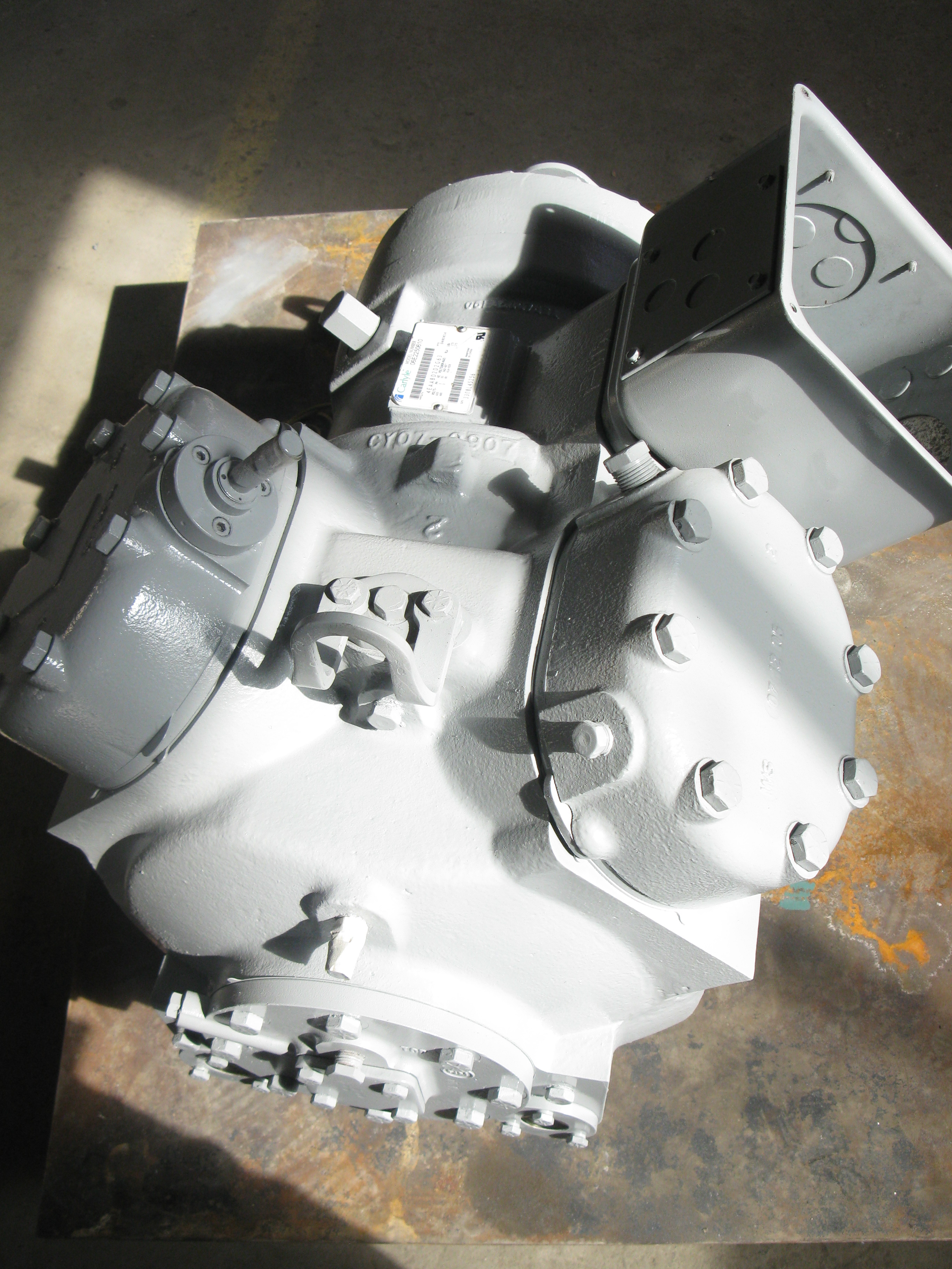 二手压缩机销售-开利二手压缩机